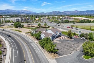 Plus de détails pour 30 Hilltop Dr, Redding, CA - Local commercial à louer