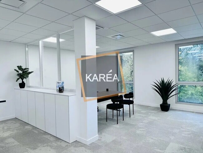 Plus de détails pour Bureau à vendre