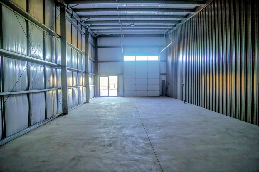 110 Yukon Crossing Ave, Yukon, OK à louer - Photo de l’immeuble – Image 3 sur 4