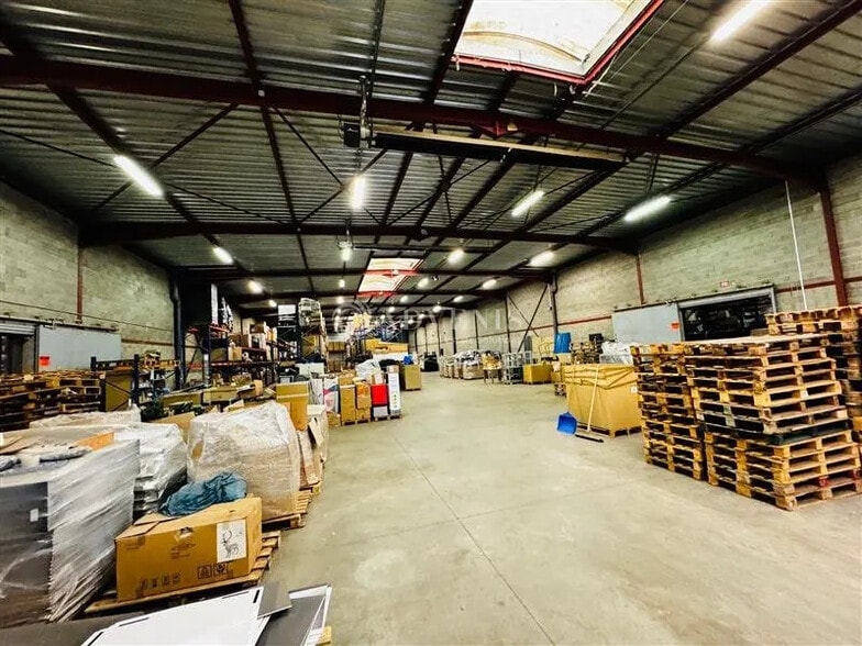 Industriel/Logistique dans Geispolsheim à vendre - Photo de l’immeuble – Image 3 sur 8