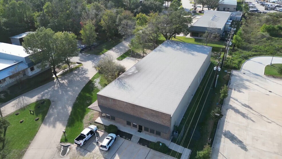 21755 I45 N, Spring, TX à louer - Vidéo sur l’annonce professionnelle – Image 2 sur 12