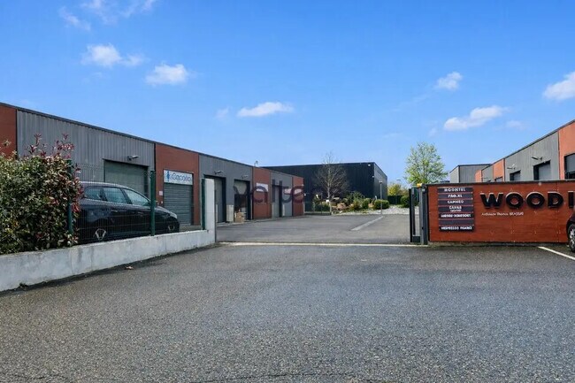 Plus de détails pour 10 Allée De Longueterre, Montrabé - Bureau à louer