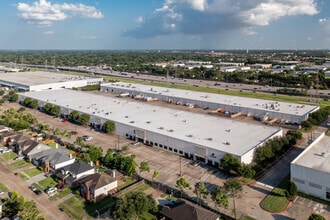 5250 N Sam Houston Pky W, Houston, TX - Vue aérienne vue de carte - Image1