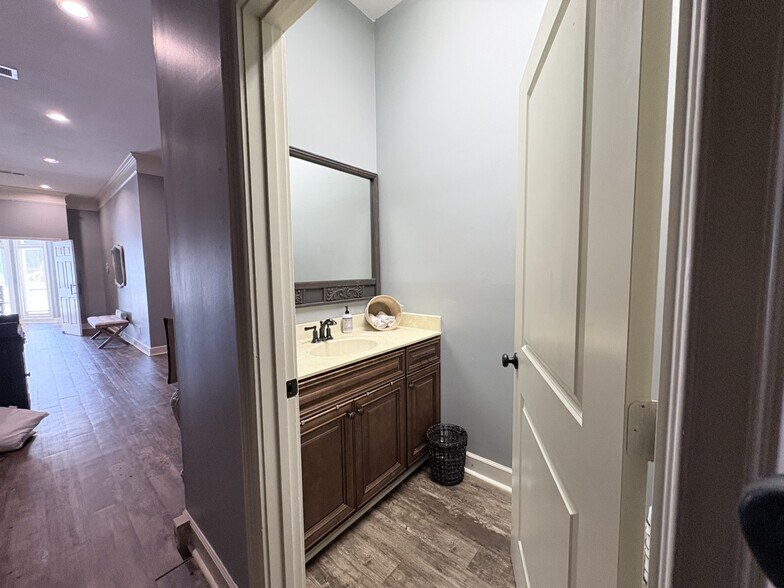 344 Corder Rd, Warner Robins, GA à louer - Photo de l’immeuble – Image 2 sur 4