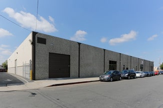 Plus de détails pour 15044-15054 Keswick St, Van Nuys, CA - Industriel/Logistique à louer