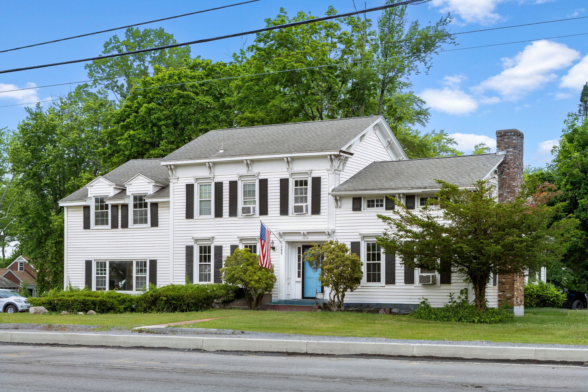 205 Delaware Ave, Delmar, NY à louer Photo de l’immeuble– Image 1 sur 50