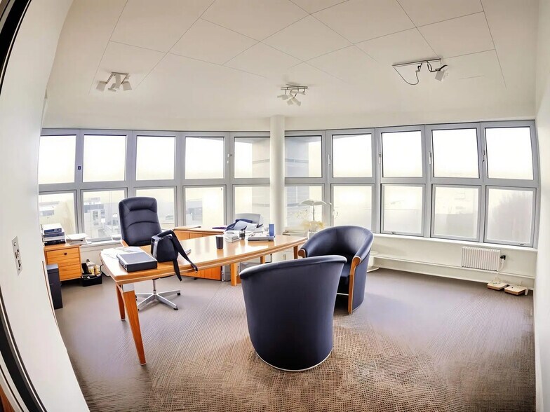 23 Rue Georges Melies, Noisy-le-Grand à louer - Photo de l’immeuble – Image 1 sur 16