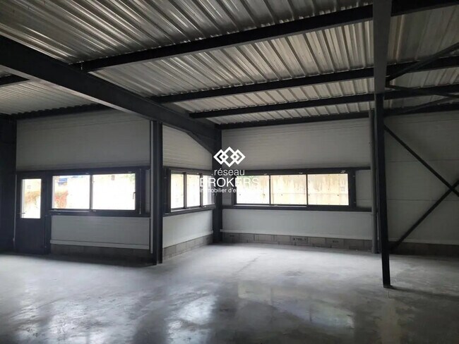 Plus de détails pour Industriel/Logistique à vendre