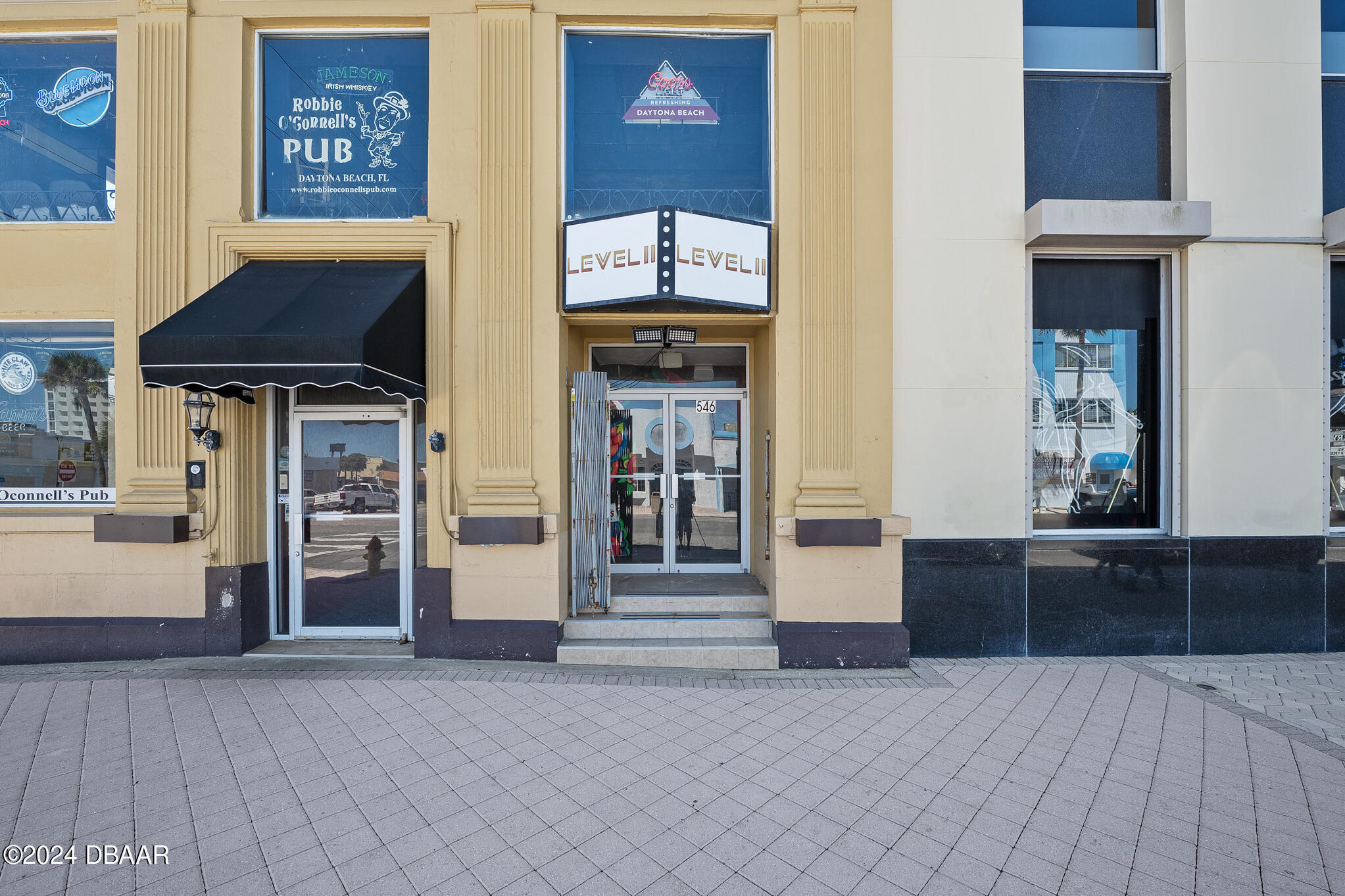 546 Seabreeze Blvd, Daytona Beach, FL à louer Photo principale– Image 1 sur 63