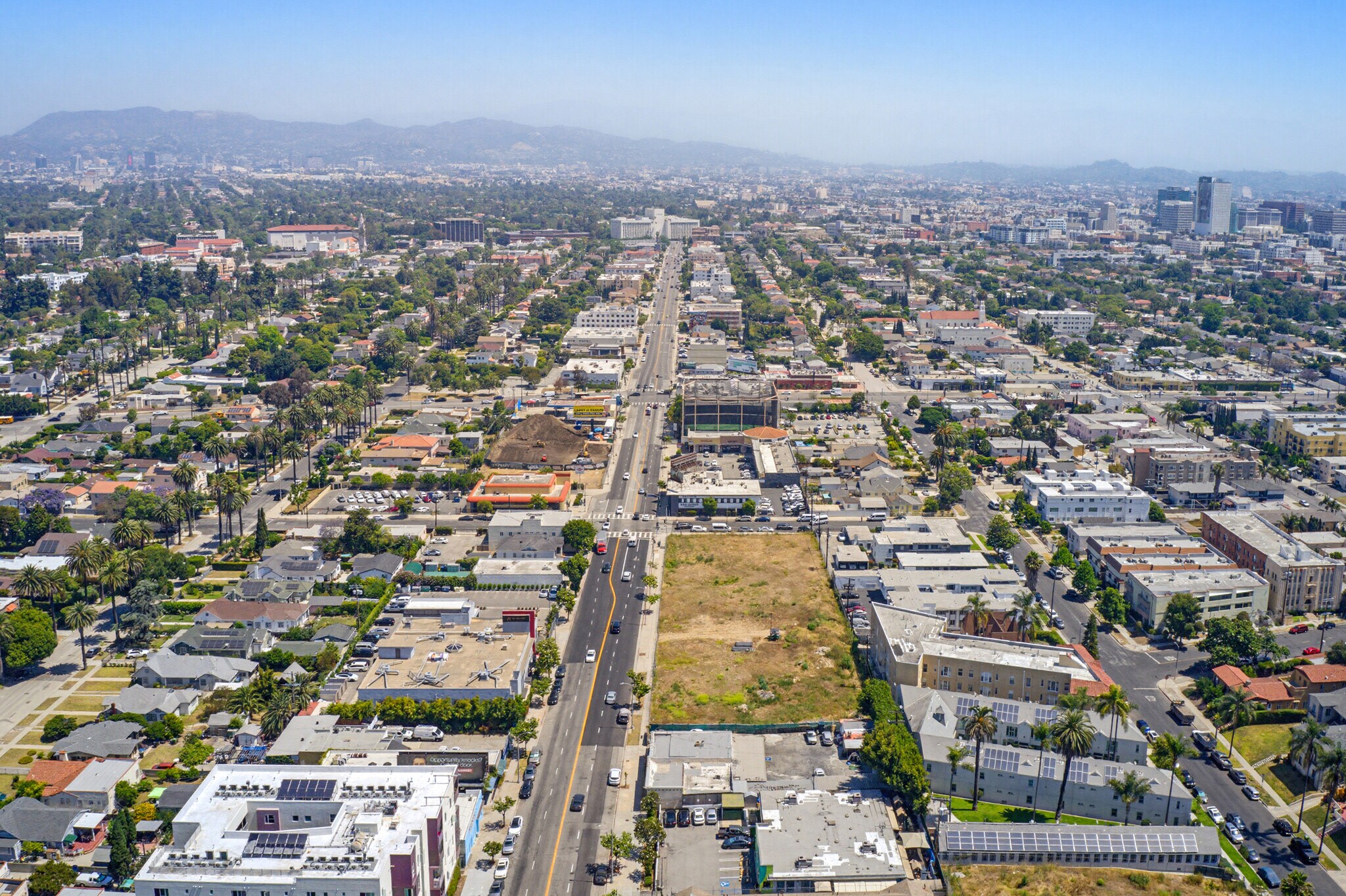 1102-1124 Crenshaw Blvd, Los Angeles, CA à louer Photo de l’immeuble– Image 1 sur 8
