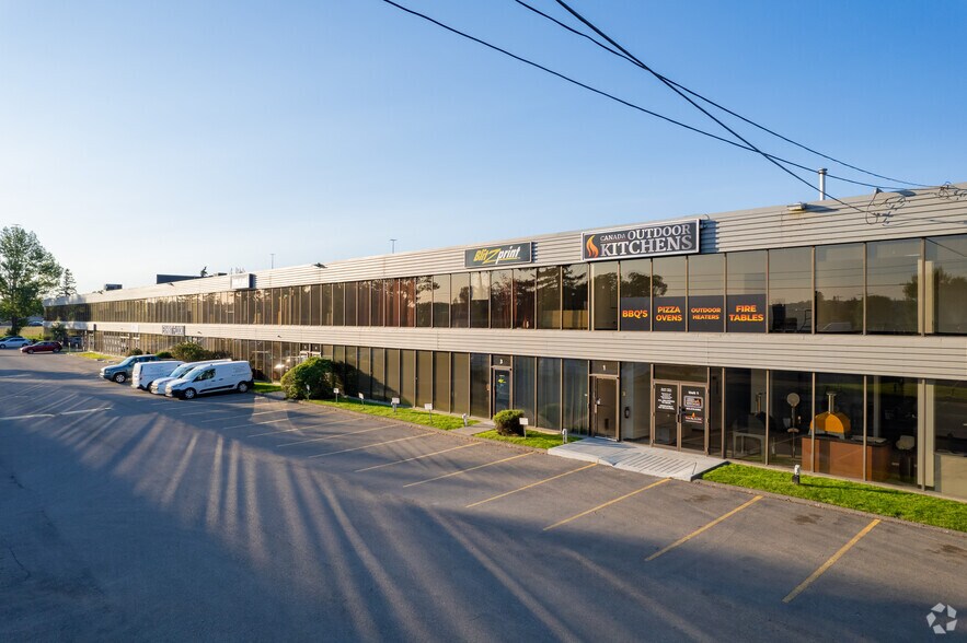 1235 64th Ave SE, Calgary, AB à louer - Photo de l’immeuble – Image 3 sur 7