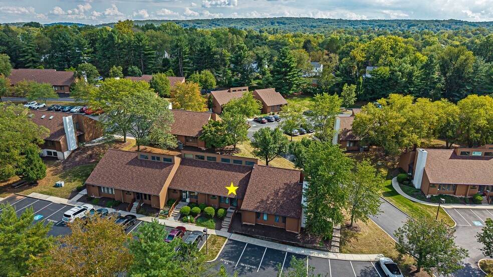 1288 Valley Forge Rd, Phoenixville, PA à vendre - Photo de l’immeuble – Image 3 sur 15