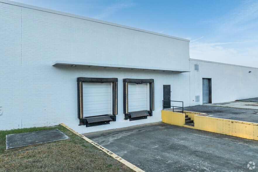 231 E 13th St, Waynesboro, GA à louer - Photo de l’immeuble – Image 2 sur 22