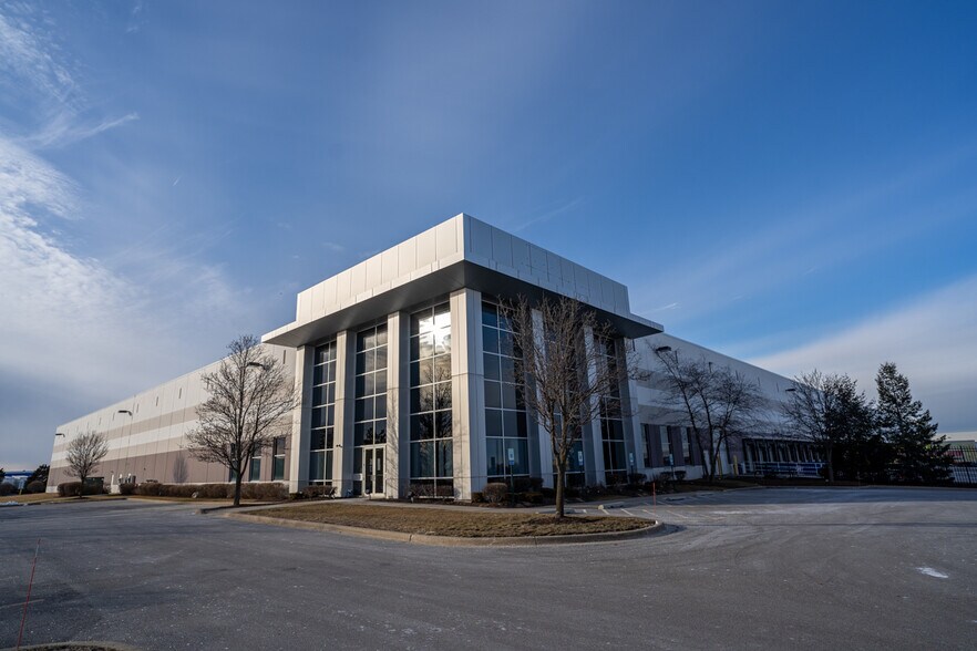 2301 Ellis Ct, New Lenox, IL à louer - Vidéo sur l’annonce professionnelle – Image 2 sur 7