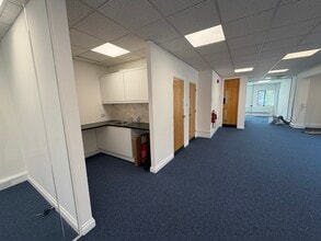 2 Bessborough Rd, Harrow à louer Photo intérieure– Image 1 sur 6