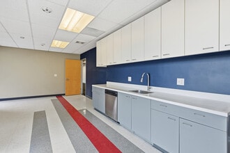 11555 Sorrento Valley Rd, San Diego, CA à louer Photo intérieure– Image 1 sur 8