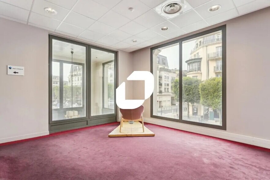 Bureau dans Chessy à louer - Photo de l’immeuble – Image 2 sur 12