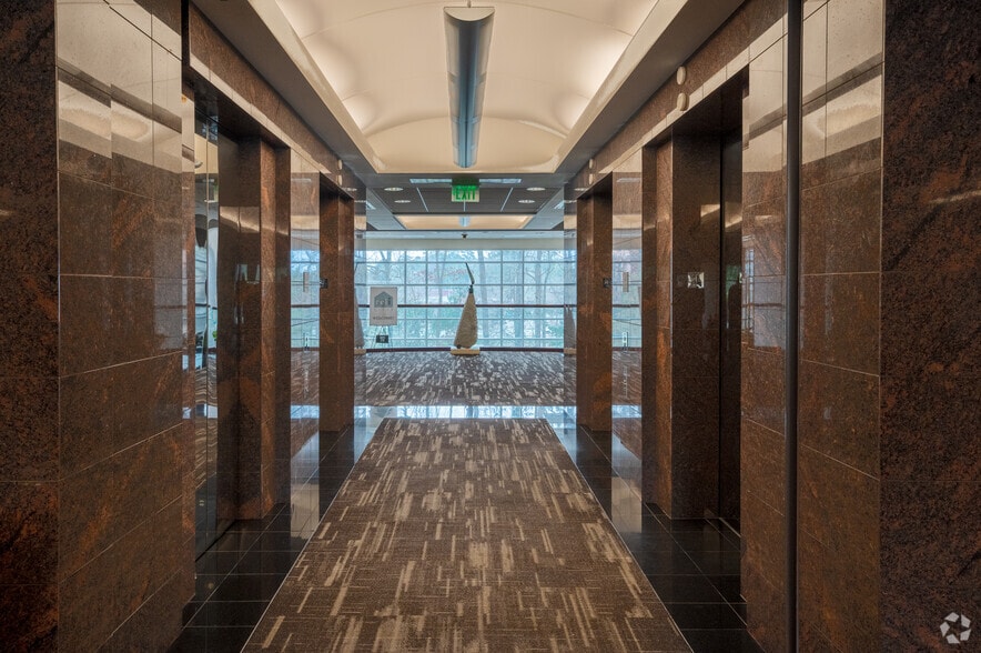 3595 Grandview Pky, Birmingham, AL à louer - Photo intérieure – Image 3 sur 10