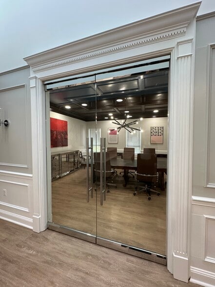 10505 Judicial Dr, Fairfax, VA à louer - Photo de l’immeuble – Image 3 sur 27