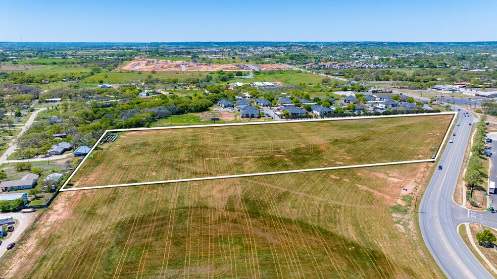 1100 Friendship Ln, Fredericksburg, TX à vendre - Aérien – Image 2 sur 6