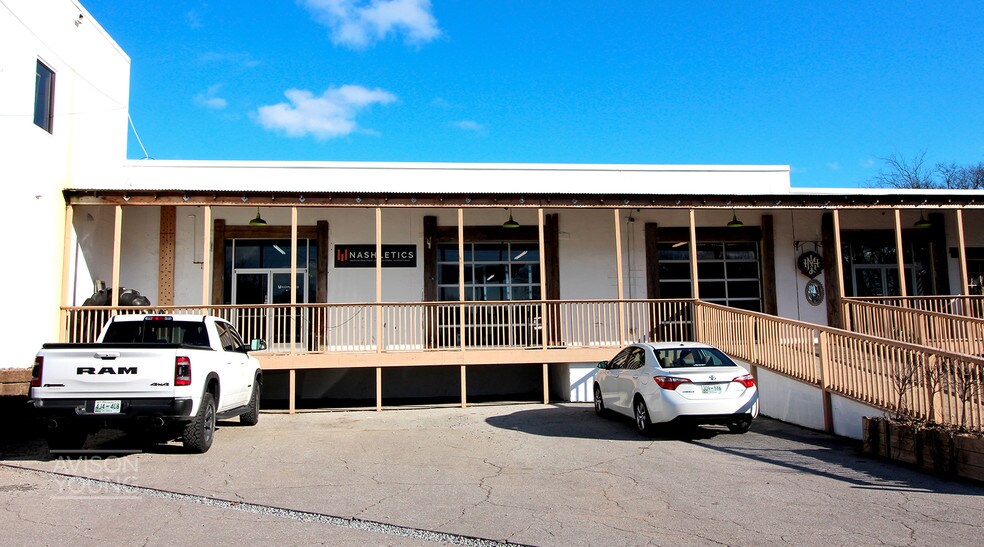 2020 Lindell Ave, Nashville, TN à louer - Photo principale – Image 1 sur 37