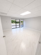 6920 Miramar Rd, San Diego, CA à louer Photo intérieure– Image 2 sur 4