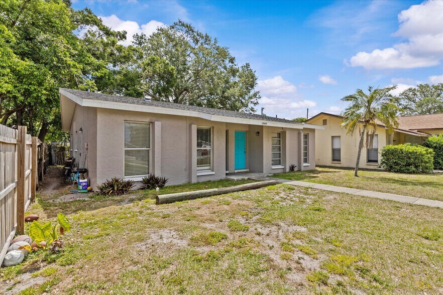 15629 Waverly St, Clearwater, FL à vendre - Photo de l’immeuble – Image 3 sur 37