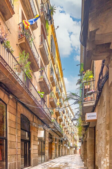 Carrer dels Banys Vells, 6B, Barcelone, Barcelona à louer - Photo de l’immeuble – Image 3 sur 3
