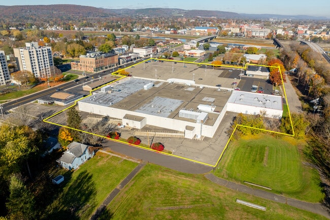 Plus de détails pour 299 S Main St, Elmira, NY - Local commercial aux enchères