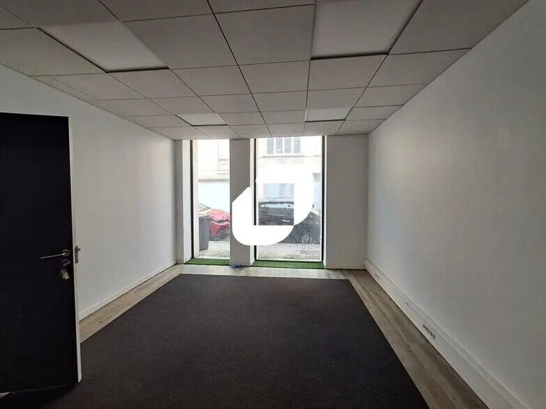 Bureau dans Bordeaux à vendre - Photo de l’immeuble – Image 1 sur 17