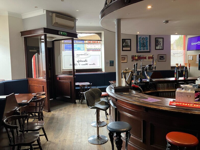 128 Alexander St, Dundee à vendre - Photo intérieure – Image 2 sur 5