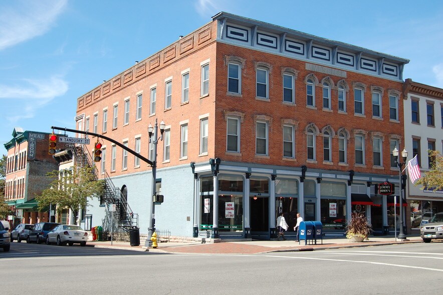 43-47 N Sandusky St, Delaware, OH à louer - Photo de l’immeuble – Image 1 sur 11