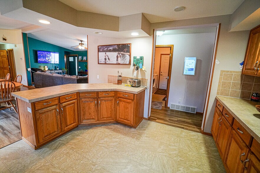 E8359 County Road H, Wisconsin Dells, WI à vendre - Photo de l’immeuble – Image 3 sur 35