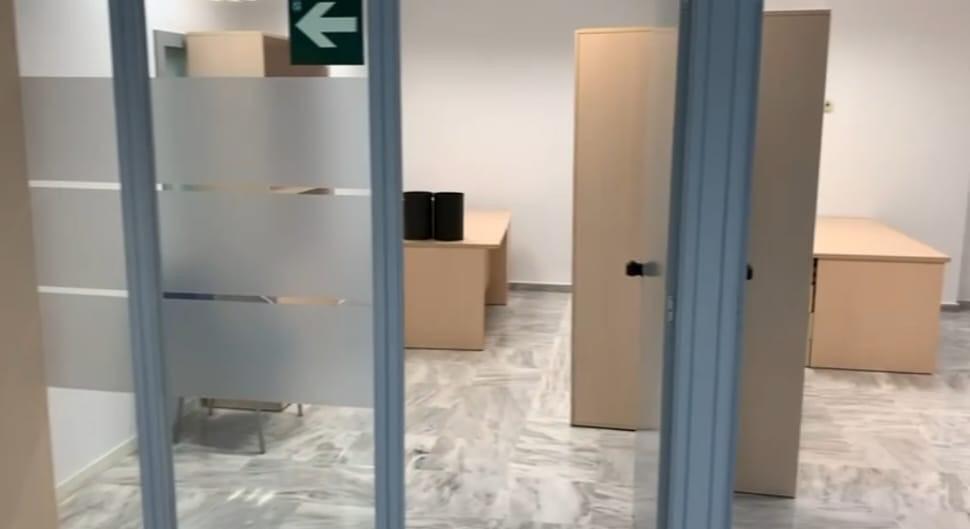 Bureau dans SEVILLA, Sevilla à louer - Photo de l’immeuble – Image 1 sur 10