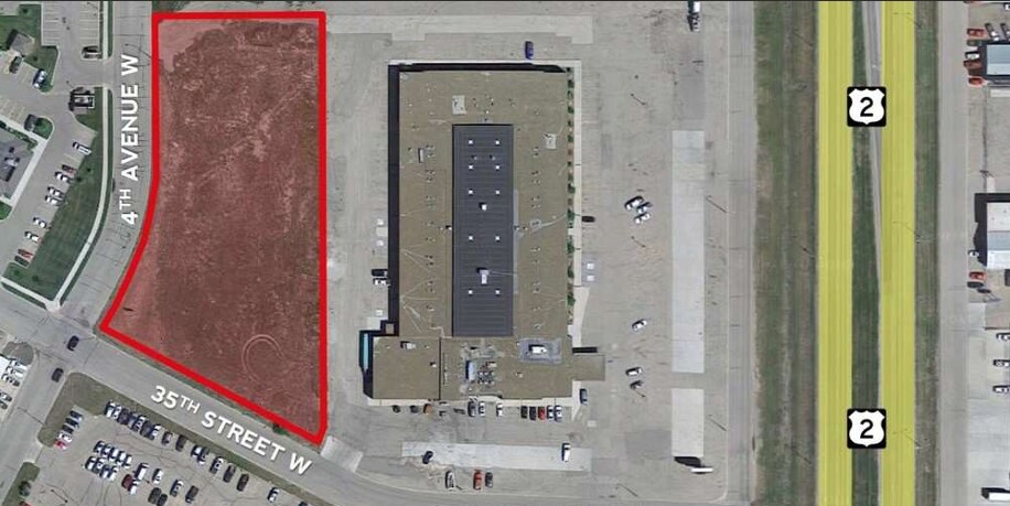 4th Avenue West & 35th Street West, Williston, ND à vendre Aérien– Image 1 sur 2