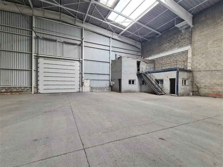 Local d'activités dans Ploufragan à vendre - Photo intérieure – Image 3 sur 6