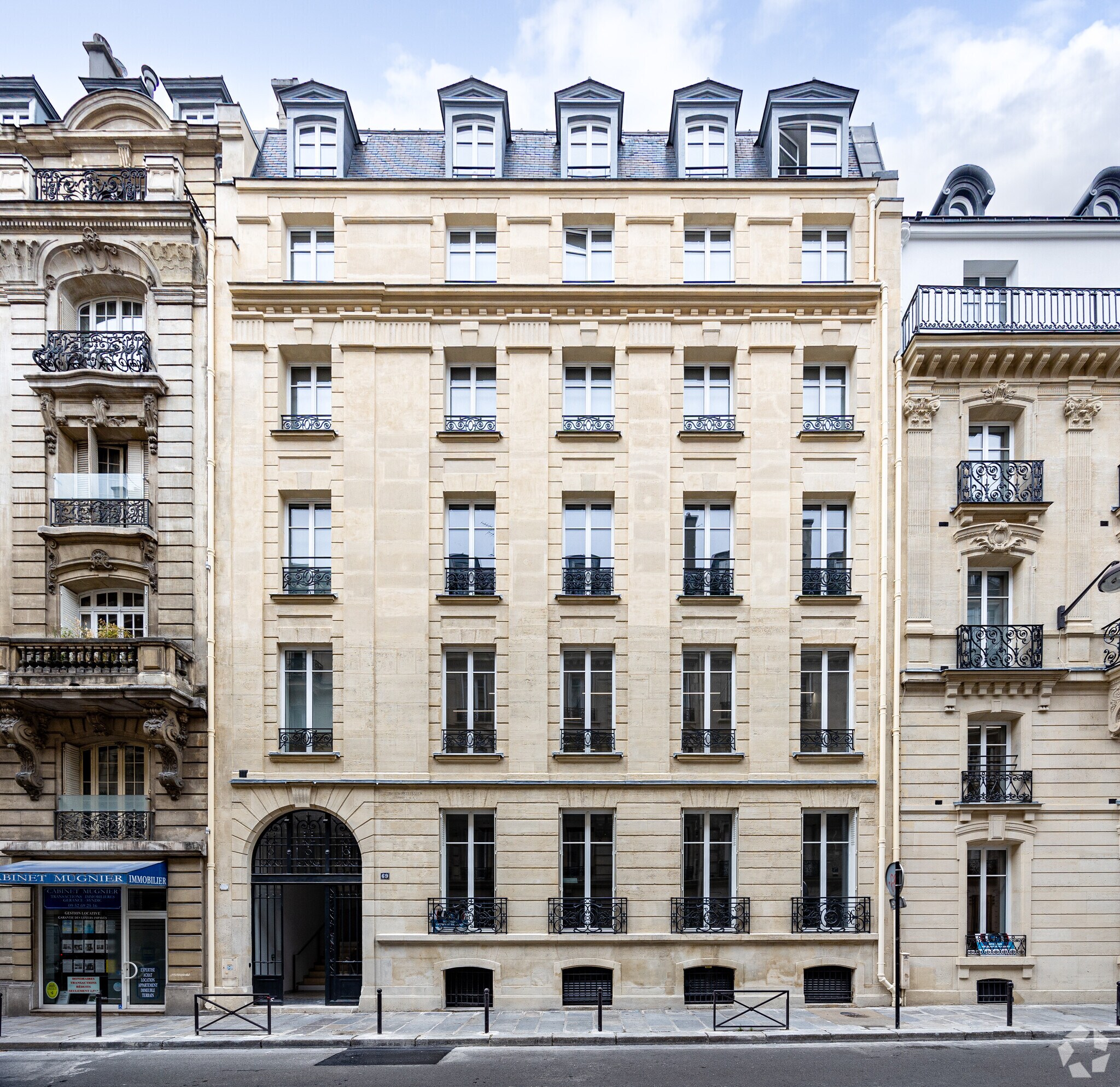 71 Rue De Miromesnil, Paris à louer Photo de l’immeuble– Image 1 sur 5