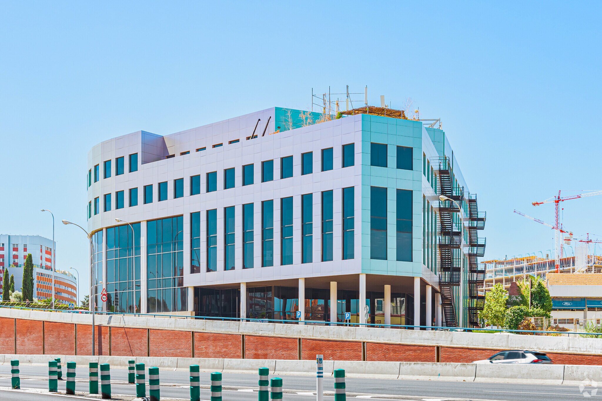 Calle de Antonio López, 249, Madrid, Madrid à louer Photo de l’immeuble– Image 1 sur 20