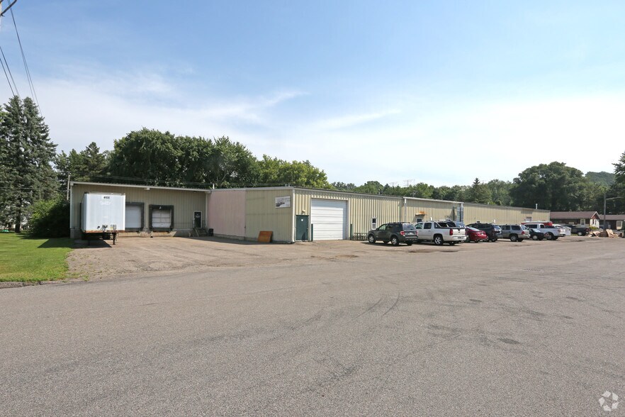 785 20th St, Newport, MN à louer - Photo de l’immeuble – Image 2 sur 27