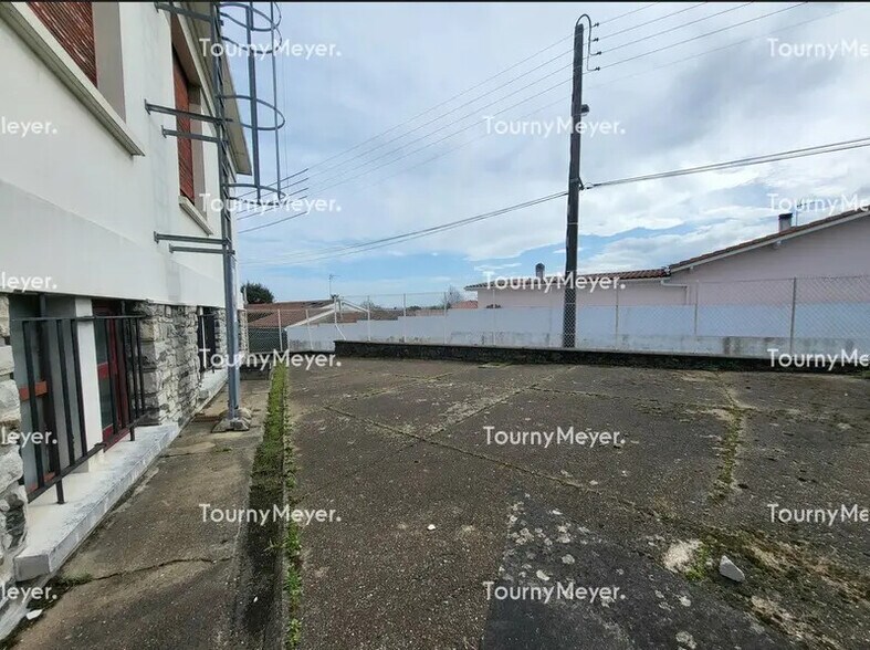 Bureau dans Anglet à vendre - Photo de l’immeuble – Image 2 sur 5