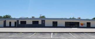 Plus de détails pour 530-616 E 46th St N, Tulsa, OK - Local d'activités à louer