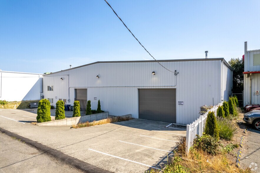 921 N 128th St, Seattle, WA à louer - Photo principale – Image 1 sur 2
