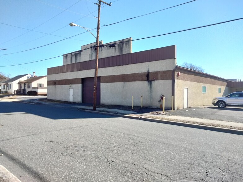200 N Washington St, Boyertown, PA à vendre - Photo de l’immeuble – Image 3 sur 27