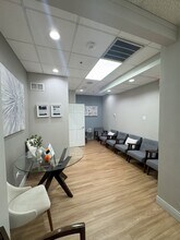 475 W 55th St, Countryside, IL à louer Photo intérieure– Image 2 sur 4