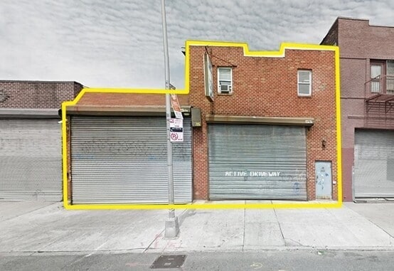 23-27 Meserole Ave, Brooklyn, NY à louer Photo de l’immeuble– Image 1 sur 5