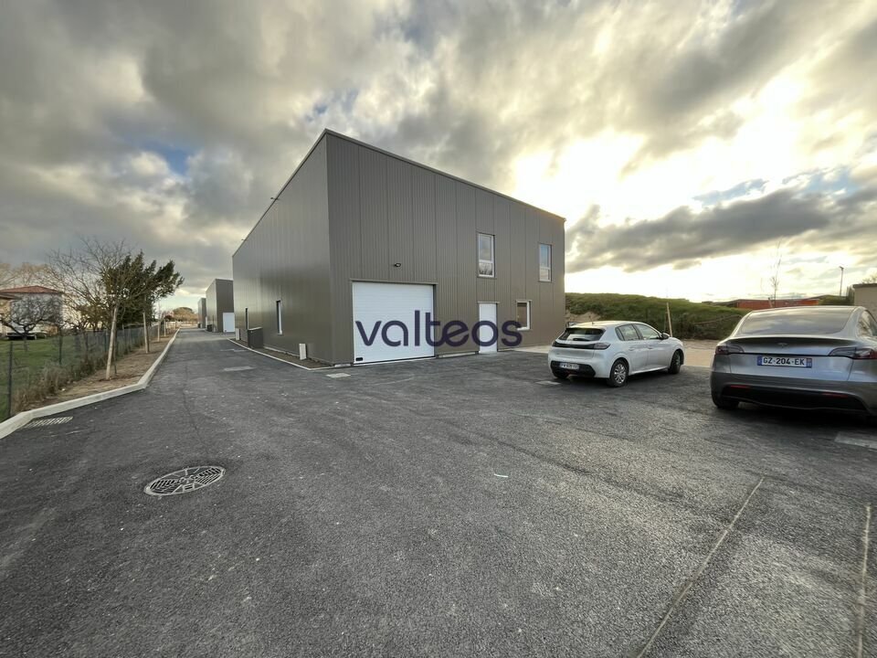 Local d'activités dans Labarthe-sur-Lèze à vendre Photo de l’immeuble– Image 1 sur 7