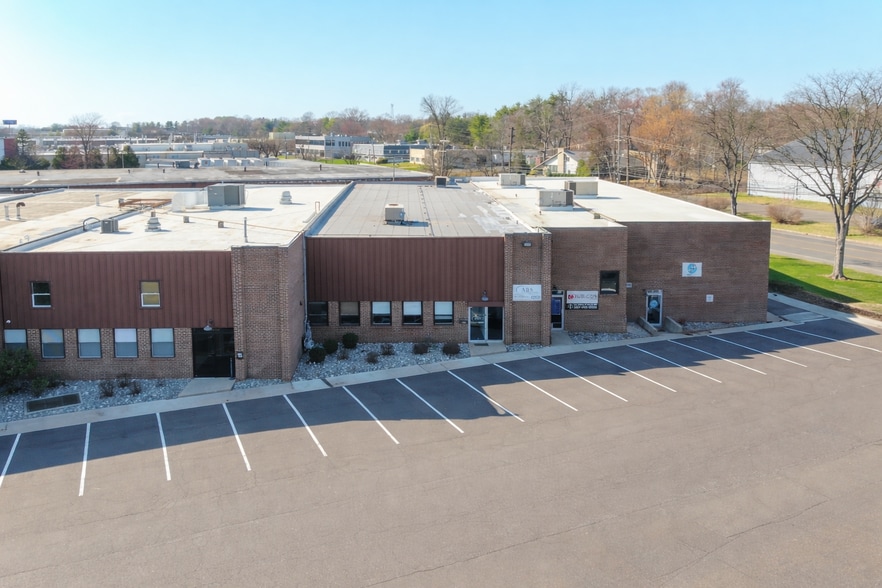 1300 Industrial Blvd, Southampton, PA à vendre - Photo principale – Image 1 sur 9