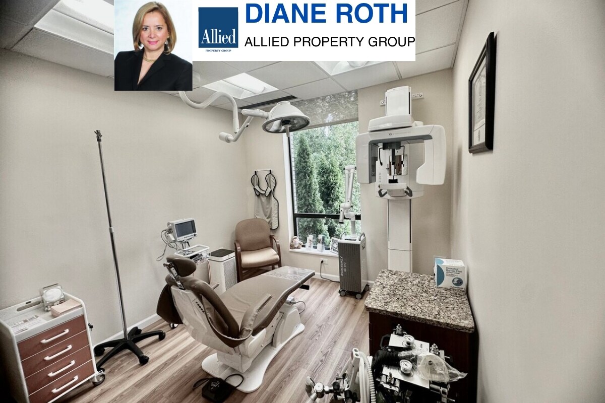 4 Dearfield Dr, Greenwich, CT à louer Photo principale– Image 1 sur 28