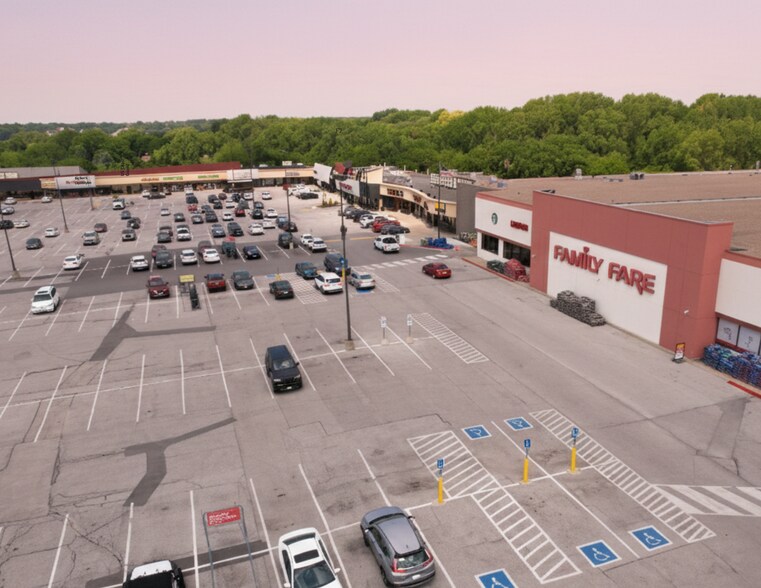 14404-14630 W Center Rd, Omaha, NE à louer - Photo de l’immeuble – Image 2 sur 12