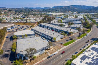 540 S Andreasen Dr, Escondido, CA - Vue aérienne  vue de carte - Image1